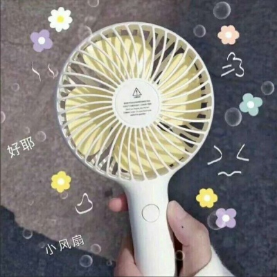 允言/唯美清新杂图背景头像   希望你热爱生活顺便也热爱我。