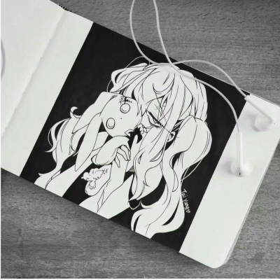 江奕/ins黑白背景图/要知道女孩子心情不好就会打句话。