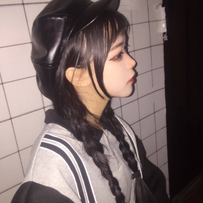 念七?女头