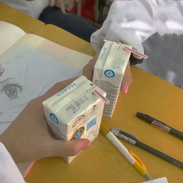 洛白:唯美背景（美图 静物 食物 家居式 唯美 高调）