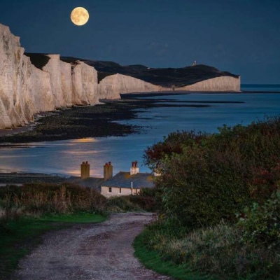 月牙儿:风景静物/背景美图/月亮/唯美夜景/天空
