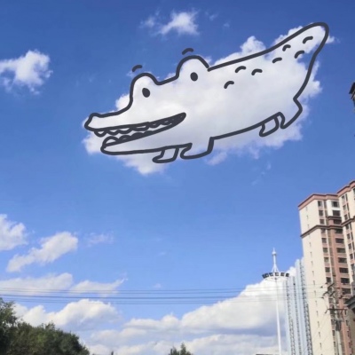 清新动物蓝天白云背景图?