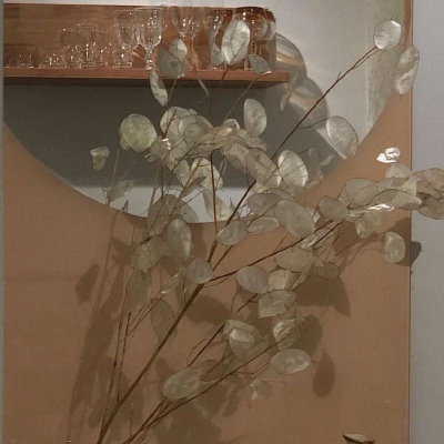 皆甜:意境唯美冷色系/后来才知道，和有些人最好的结局，就是再也不见