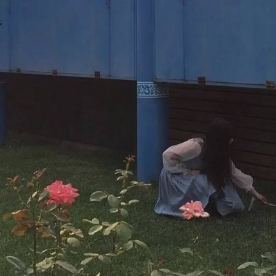 江奕/生活系列简单背景图/你是踩碎星光落入我梦境的一袋幻想.