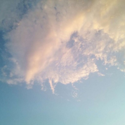 天空~云，原相机不加滤镜(图)