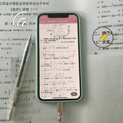 允言/唯美背景/美好的东西总是值得等待
