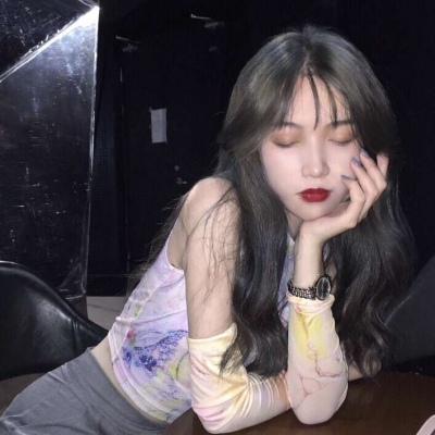 溺毙:成熟靓丽意境风气质女头.把你归还给人海 是清醒也是知趣