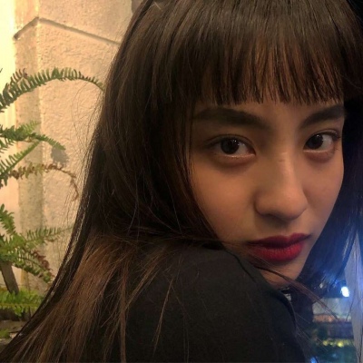 溺毙:成熟靓丽意境风气质女头.把你归还给人海 是清醒也是知趣