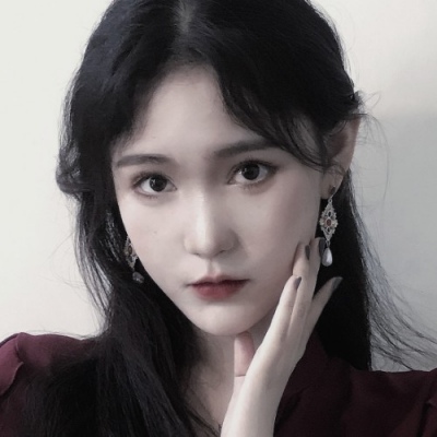 溺毙:成熟靓丽意境风气质女头.把你归还给人海 是清醒也是知趣