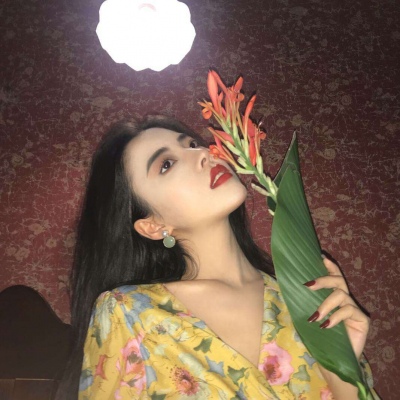 溺毙:唯美意境复古风气质女头.尤物杀人不用刀 斩将摄魂全靠腰
