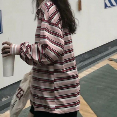 原宿风,意境风格部位女/日复一日的活着 没有很快乐 也没有很难过.