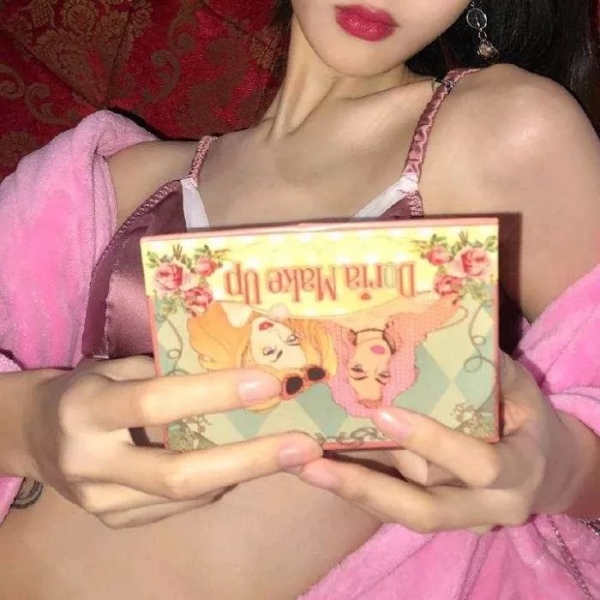 芯儿   微信成熟部位女头