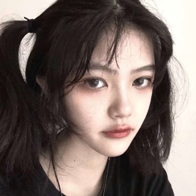 沈煜:ins风女头 我可以再等你一个秋天 但冬天你一定要来