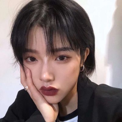 溺毙:超酷成熟御姐风意境魅力女头.时间全耗在垃圾信息和垃圾情绪上了