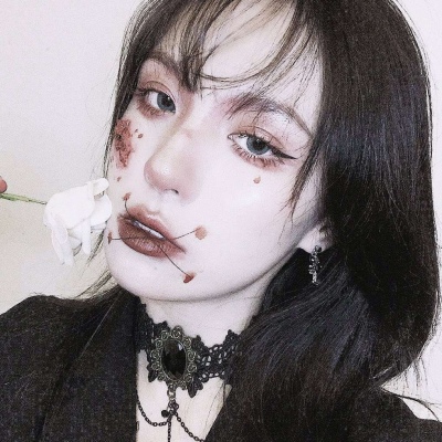 溺毙:超酷成熟御姐风意境魅力女头.时间全耗在垃圾信息和垃圾情绪上了