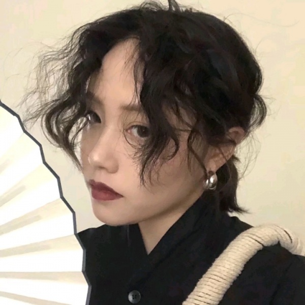 念七 御姐女生精致头像