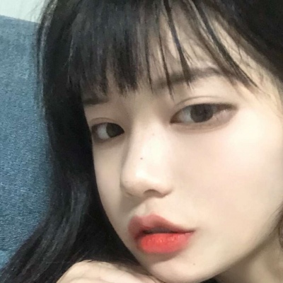 念七 ins魅力女生头像