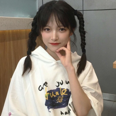念七 ins魅力女生头像