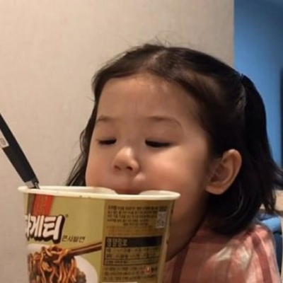 顾云曦  可爱呆萌萌娃头像