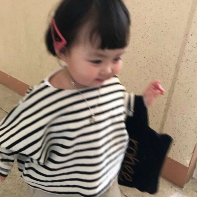 顾云曦  可爱呆萌萌娃头像