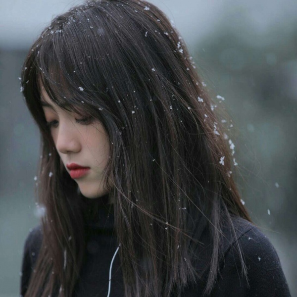 白灏宇:微信头像/女生/    图源dt:yu暄