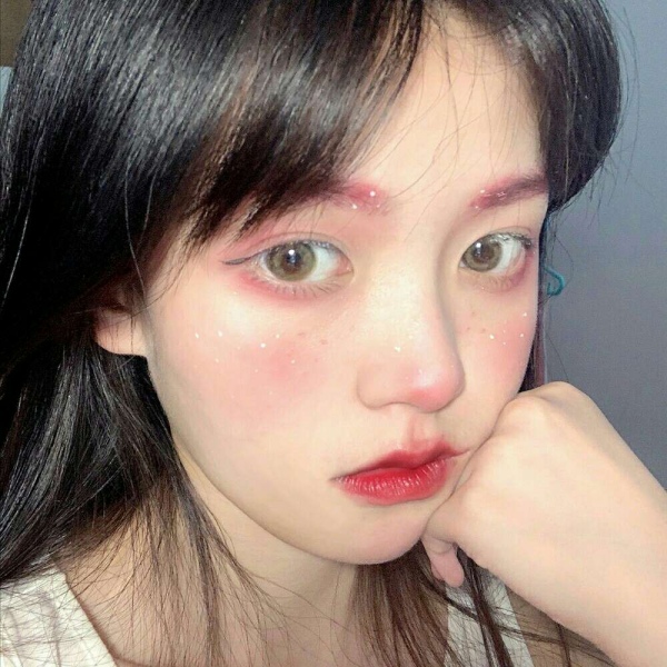念七 特写女生头像