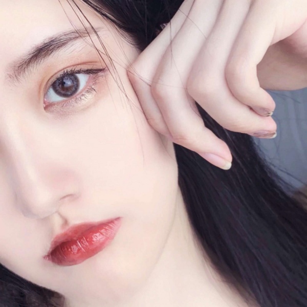 念七 特写女生头像