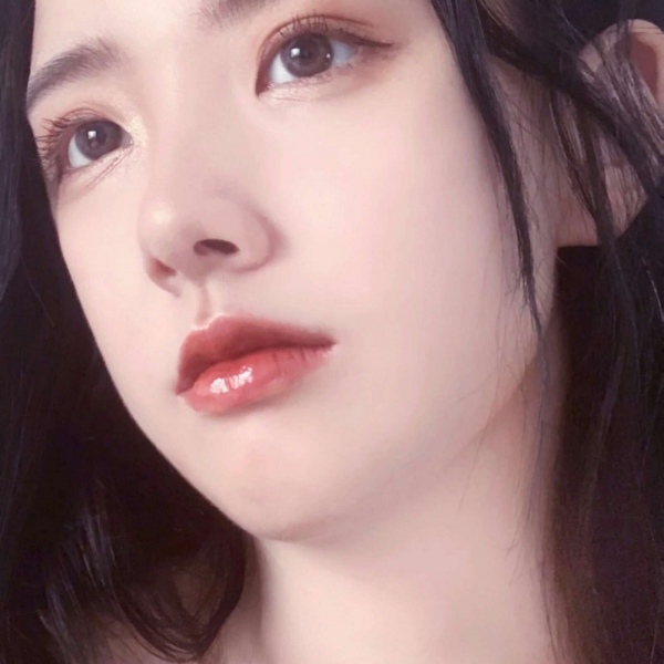 念七 特写女生头像