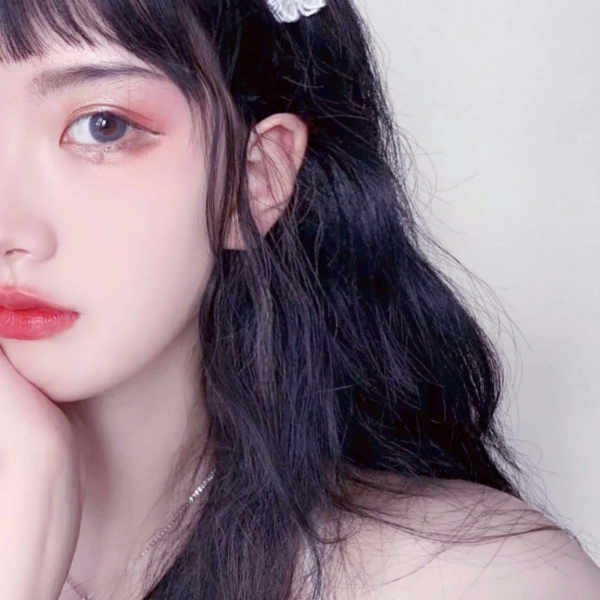 念七 特写女生头像