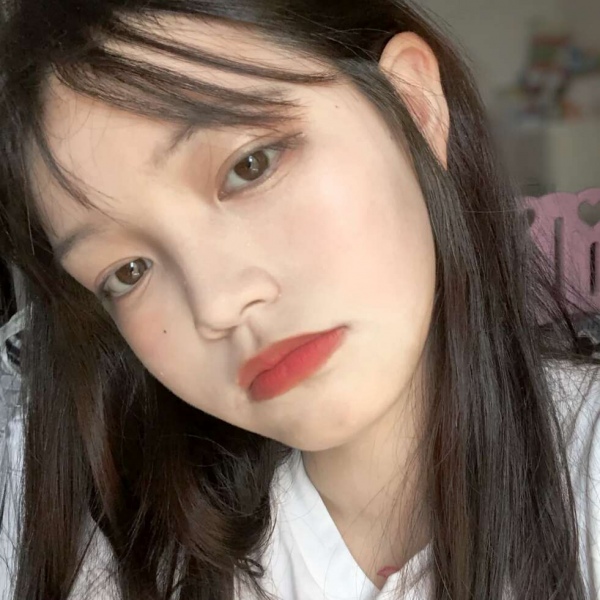 念七 特写女生头像