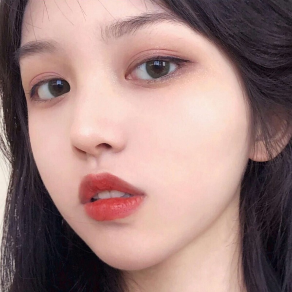 念七 特写女生头像
