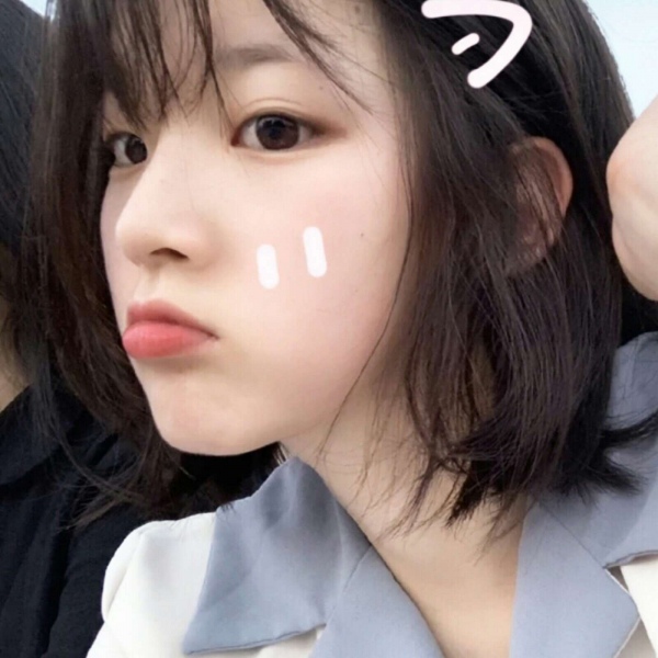 白灏宇:微信头像/女生/可爱/    图源dt:养