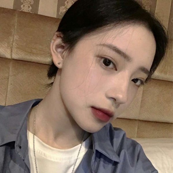 念七 小清新魅力女生头像