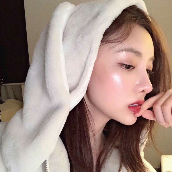 江奕/ins可爱御姐霸气头像/吃不到的醋最酸，先动情的人最惨