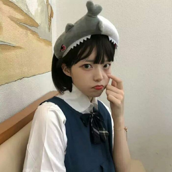 安奈 清纯明朗女头 我不看月亮 也不想说你 这样 月亮和你都蒙在鼓里