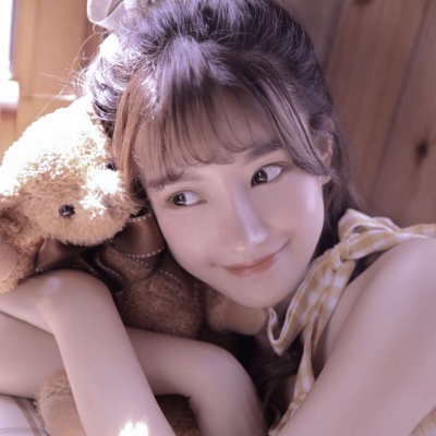 沫兮/气质女生头像/你最好喜欢我 就是明目张胆 深情款款那种。