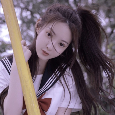 沫兮/气质女生头像/你最好喜欢我 就是明目张胆 深情款款那种。