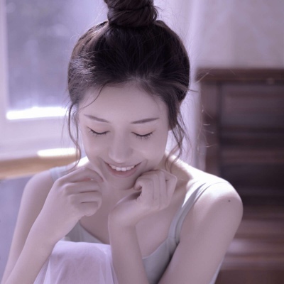 沫兮/气质女生头像/你最好喜欢我 就是明目张胆 深情款款那种。
