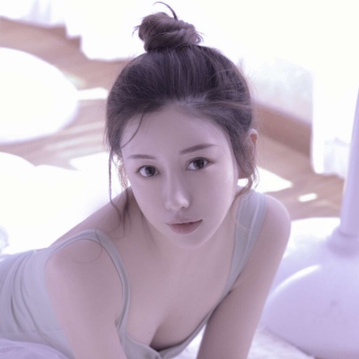 沫兮/气质女生头像/你最好喜欢我 就是明目张胆 深情款款那种。
