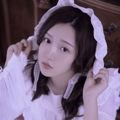 沫兮/气质女生头像/你最好喜欢我 就是明目张胆 深情款款那种。