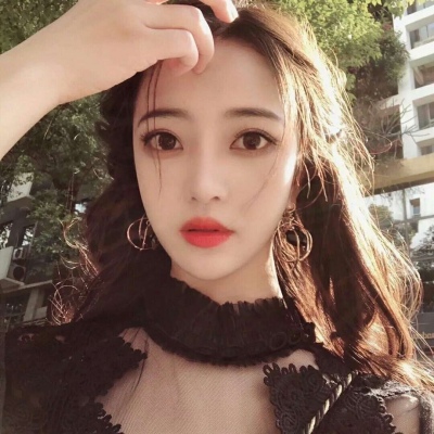 安奈 气质御姐风女头 你是云层里隐约可见的星光 是银河里掉下来的一颗糖