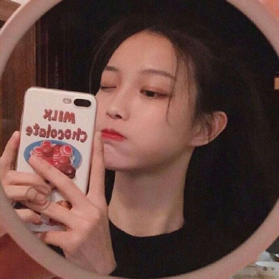 安奈 气质御姐风女头 你是云层里隐约可见的星光 是银河里掉下来的一颗糖