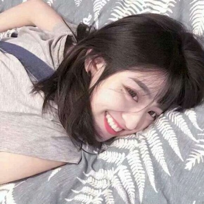 安奈 气质御姐风女头 你是云层里隐约可见的星光 是银河里掉下来的一颗糖