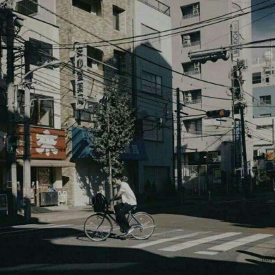 云梓  ins背景图