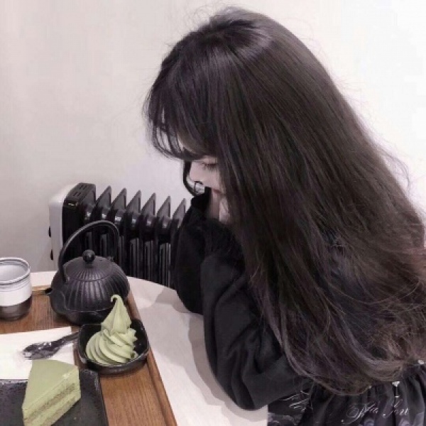 季清（微信气质女生头像）