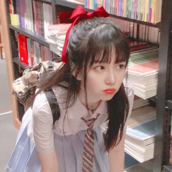季清（微信气质女生头像）
