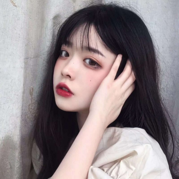 季清（微信气质女生头像）