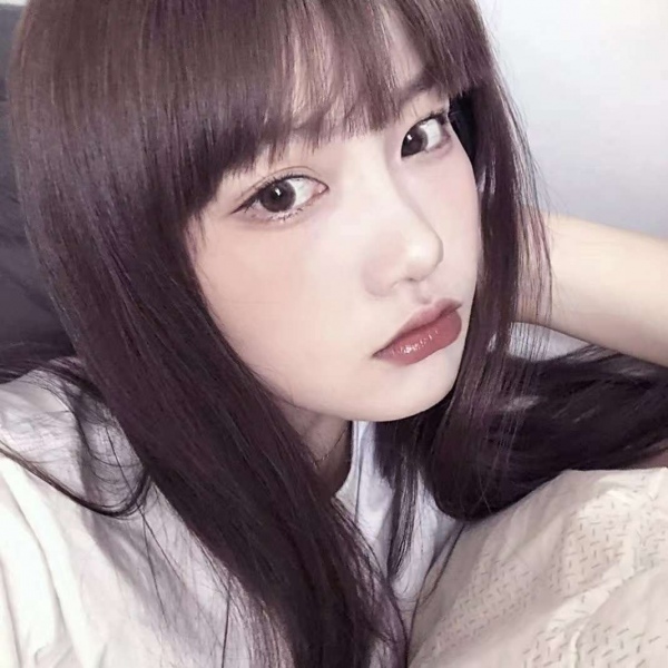 季清（微信气质女生头像）