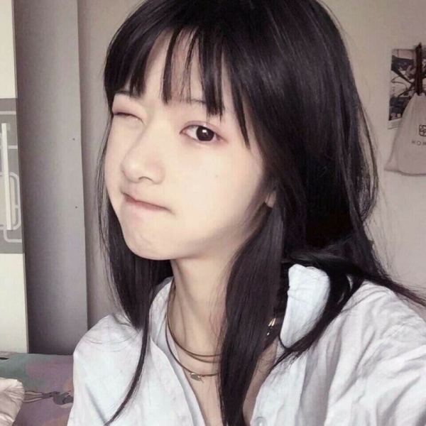 超拽玩网女头/御姐/只要不触碰我的底线  你怎么嘚瑟都行.