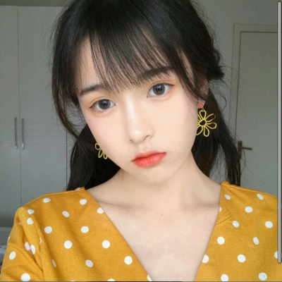 白灏宇:微信头像/女生/   懂我奇奇怪怪 陪我可可爱爱